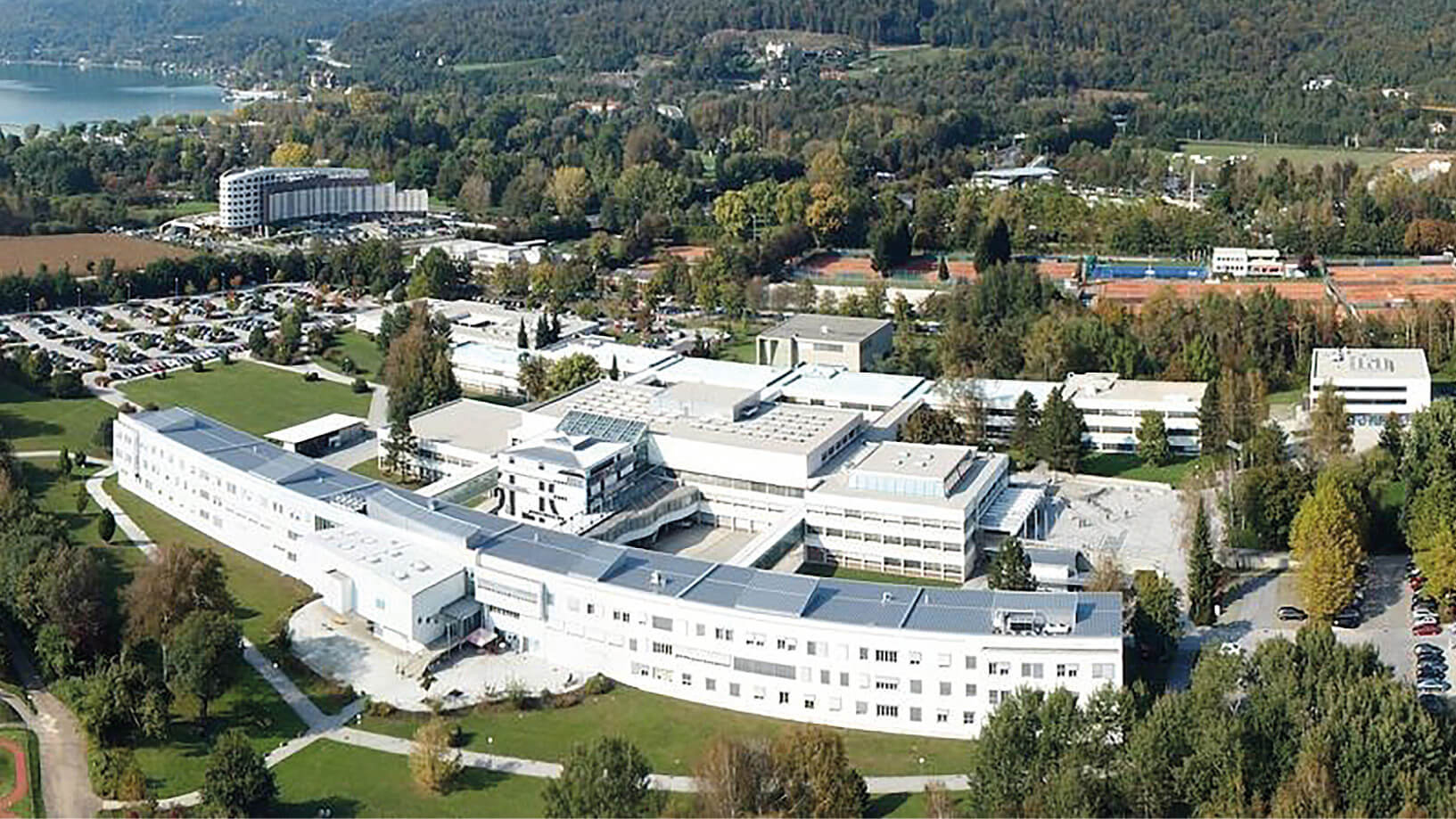 05 — Universität Klagenfurt